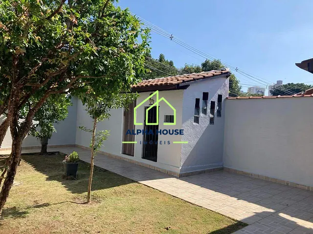 Casa com 310m² 3 quartos e 3 banheiros, à venda, no bairro Jardim Independência em Taubaté
