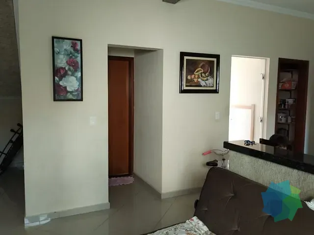 Casa com 175m² 2 quartos e 2 banheiros, à venda, no bairro Jardim Santa Marta em Salto