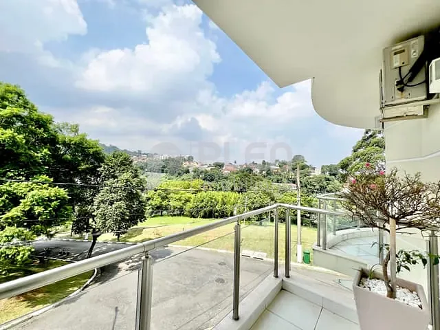 Casa 4 quartos e 6 banheiros, à venda, no bairro Horto Florestal em São Paulo