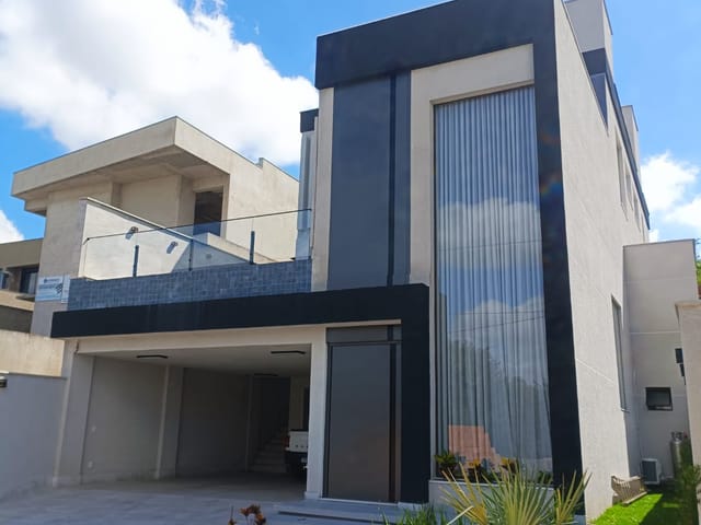 Casa com 377m² 5 quartos e 7 banheiros, à venda, no bairro Portal do Sol em Contagem