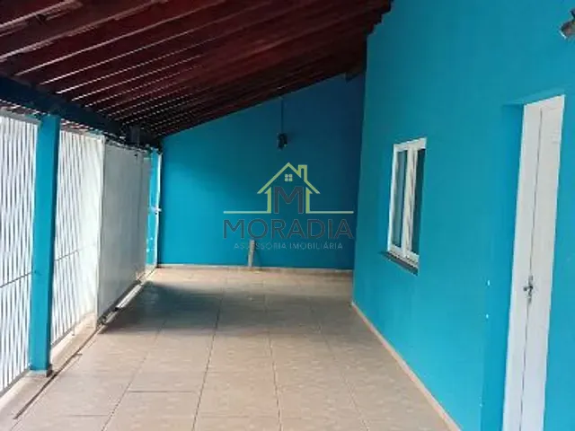 Casa com 450m² 3 quartos e 3 banheiros, à venda, no bairro Parque do Lago em Guaxupé