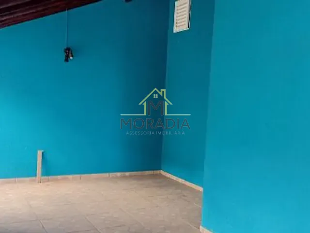 Casa com 450m² 3 quartos e 3 banheiros, à venda, no bairro Parque do Lago em Guaxupé