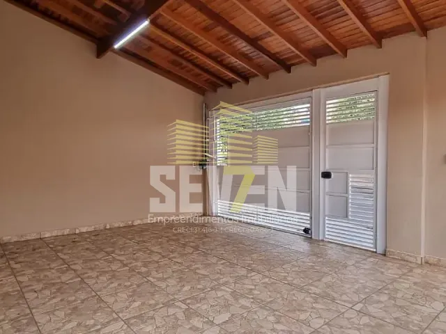 Casa com 120m² 2 quartos e 2 banheiros, à venda, no bairro Jardim Helena em Bauru