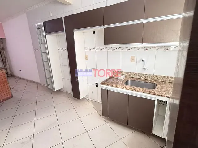 Casa 3 quartos e 2 banheiros, para alugar, no bairro Alto Maron em Itabuna