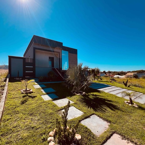 Casa com 450m² 3 quartos e 3 banheiros, à venda, no bairro Praia Linda em São Pedro da Aldeia