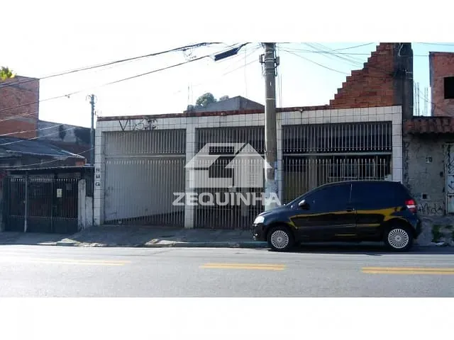 Casa com 485m² 3 quartos e 2 banheiros, à venda, no bairro Jardim Roberto em Osasco