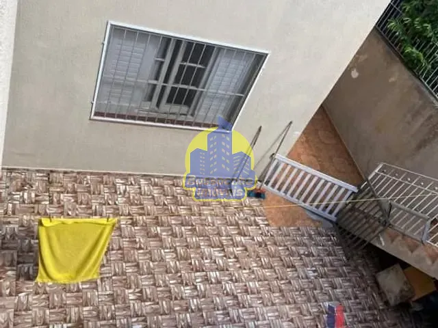 Casa com 200m² 4 quartos e 2 banheiros, à venda, no bairro Vila Graziela em São Paulo