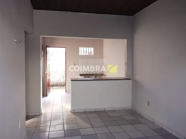 Casa com 86m² 2 quartos e 1 banheiro, para alugar, no bairro Santa Clara em Santarém