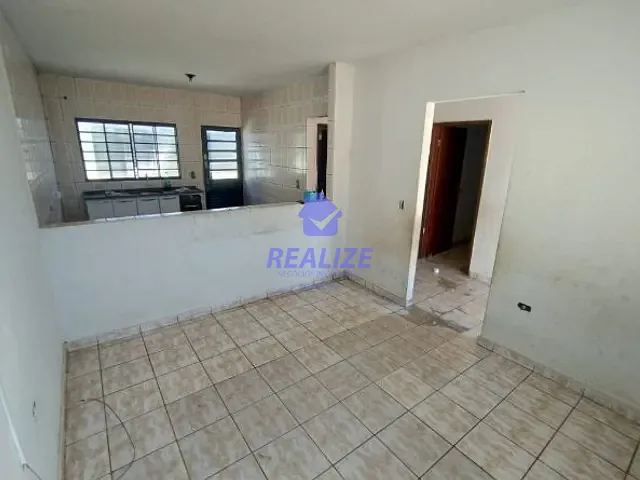 Casa com 250m² 3 quartos e 2 banheiros, à venda, no bairro Jardim Monte Mor em Botucatu