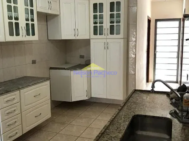 Casa com 150m² 2 quartos e 2 banheiros, à venda, no bairro Centro em Capivari