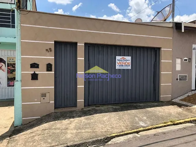 Casa com 150m² 2 quartos e 2 banheiros, à venda, no bairro Centro em Capivari