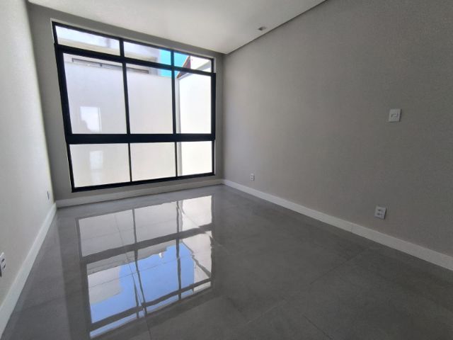 Foto do Casa - Casa duplex à Venda, Jardim Amália, Volta Redonda, RJ | OPEN HOUSE REAL ESTATE IMÓVEIS LTDA