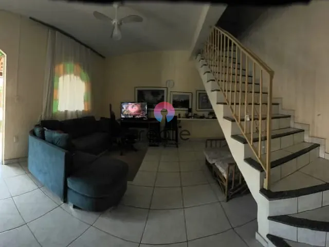 Casa com 109m² 4 quartos e 3 banheiros, à venda, no bairro Parque Xangri-Lá em Contagem