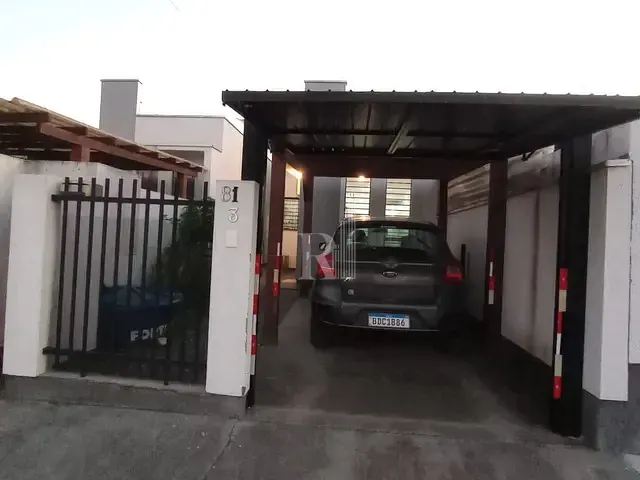 Casa 2 quartos e 1 banheiro, à venda, no bairro Joáia em Tijucas