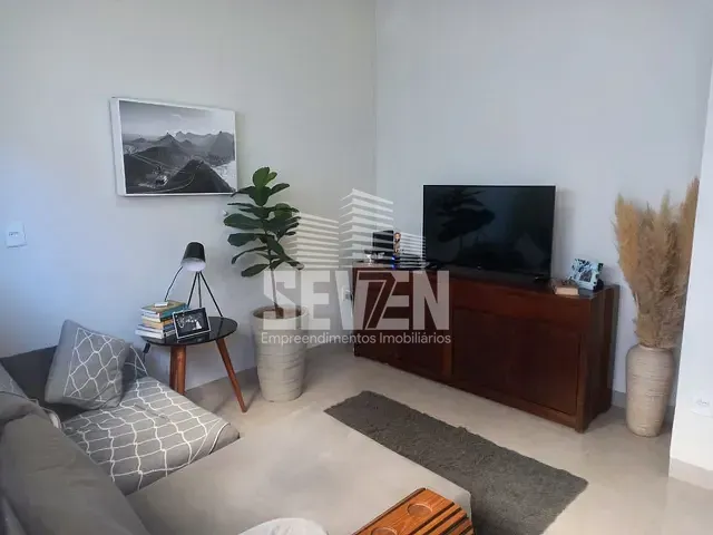 Casa com 460m² 4 quartos e 2 banheiros, à venda, no bairro Jardim Panorama em Bauru