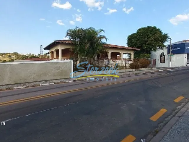 Casa com 935m² 3 quartos e 3 banheiros, à venda, no bairro Centro em Vinhedo