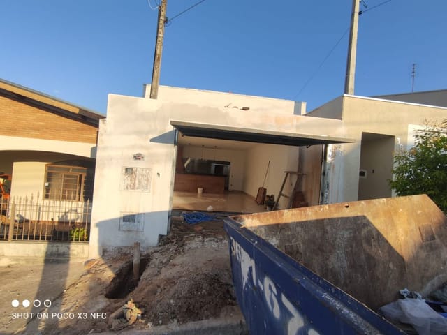 Casa com 135m² 2 quartos e 2 banheiros, à venda, no bairro Vila Fleming em São João da Boa Vista
