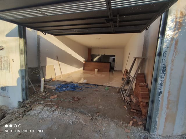 Casa com 135m² 2 quartos e 2 banheiros, à venda, no bairro Vila Fleming em São João da Boa Vista