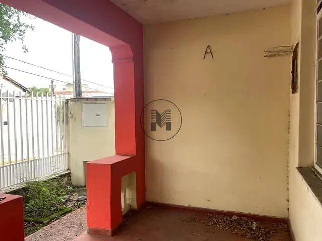 Casa com 300m² 3 quartos e 1 banheiro, à venda, no bairro Nova Guará em Guaratinguetá