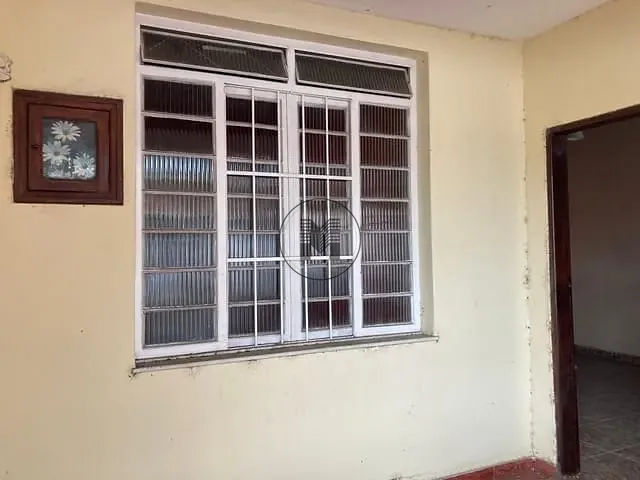 Casa com 300m² 3 quartos e 1 banheiro, à venda, no bairro Nova Guará em Guaratinguetá