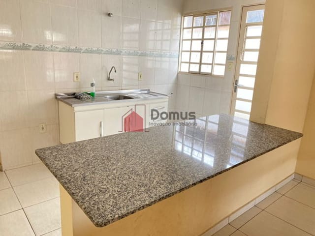 Casa com 138m², à venda, no bairro Jardim Maricá em Pindamonhangaba