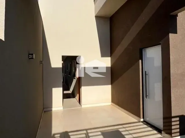 Casa com 126m² 3 quartos e 1 banheiro, à venda, no bairro Jardim Nobre em Rolândia