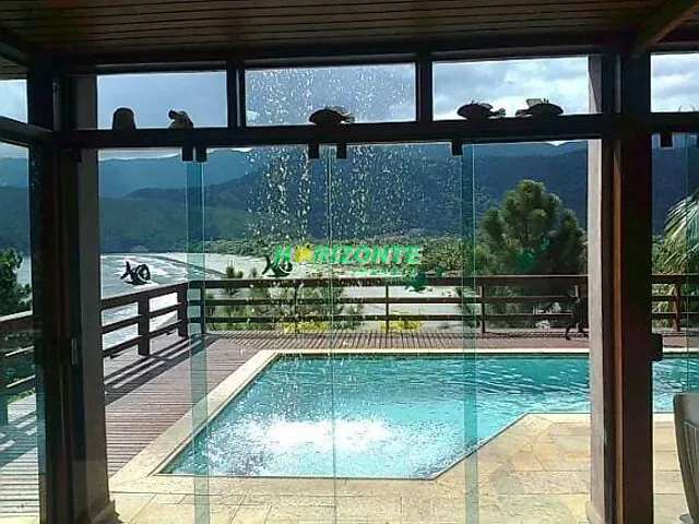 Casa com 550m² 5 quartos e 4 banheiros, à venda, no bairro Barequeçaba em São Sebastião