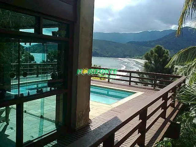 Casa com 550m² 5 quartos e 4 banheiros, à venda, no bairro Barequeçaba em São Sebastião