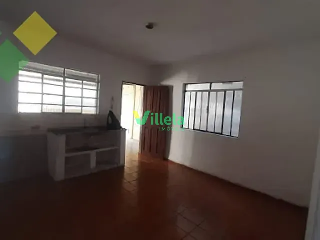 Casa 3 quartos e 1 banheiro, à venda, no bairro Parque Residencial Califórnia em Itaquaquecetuba