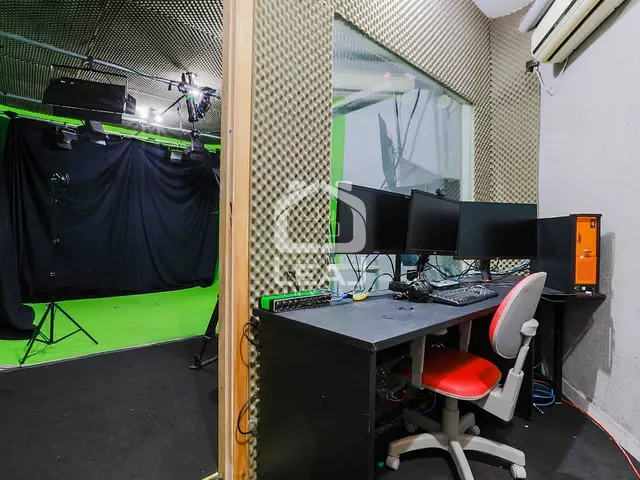 Casa com 270m², à venda ou para alugar, no bairro Vila Cruzeiro em São Paulo