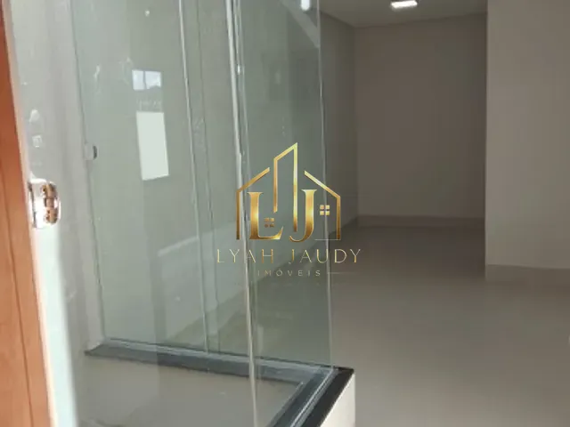 Casa com 225m² 3 quartos e 2 banheiros, à venda, no bairro Jardim Universitário em Cuiabá