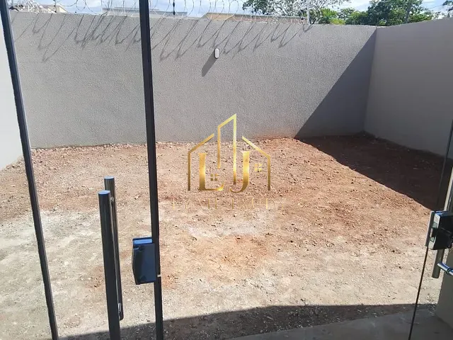 Casa com 225m² 3 quartos e 2 banheiros, à venda, no bairro Jardim Universitário em Cuiabá