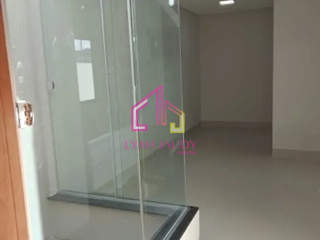 Casa com 225m² 3 quartos e 2 banheiros, à venda, no bairro Jardim Universitário em Cuiabá