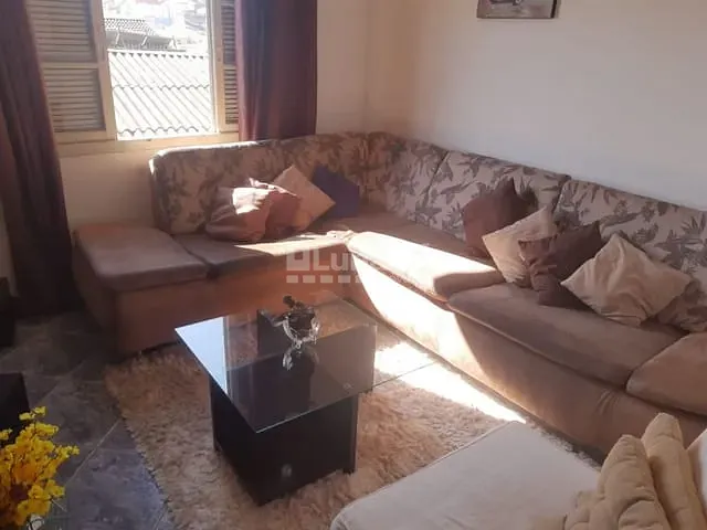 Casa com 250m² 3 quartos e 2 banheiros, à venda, no bairro Jardim Camila em Mogi das Cruzes