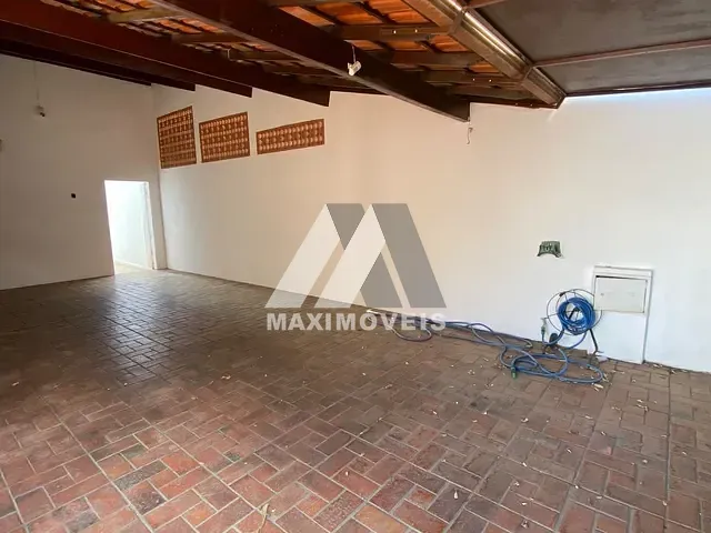 Casa com 360m² 3 quartos e 2 banheiros, à venda, no bairro Esplanada em Araçuaí