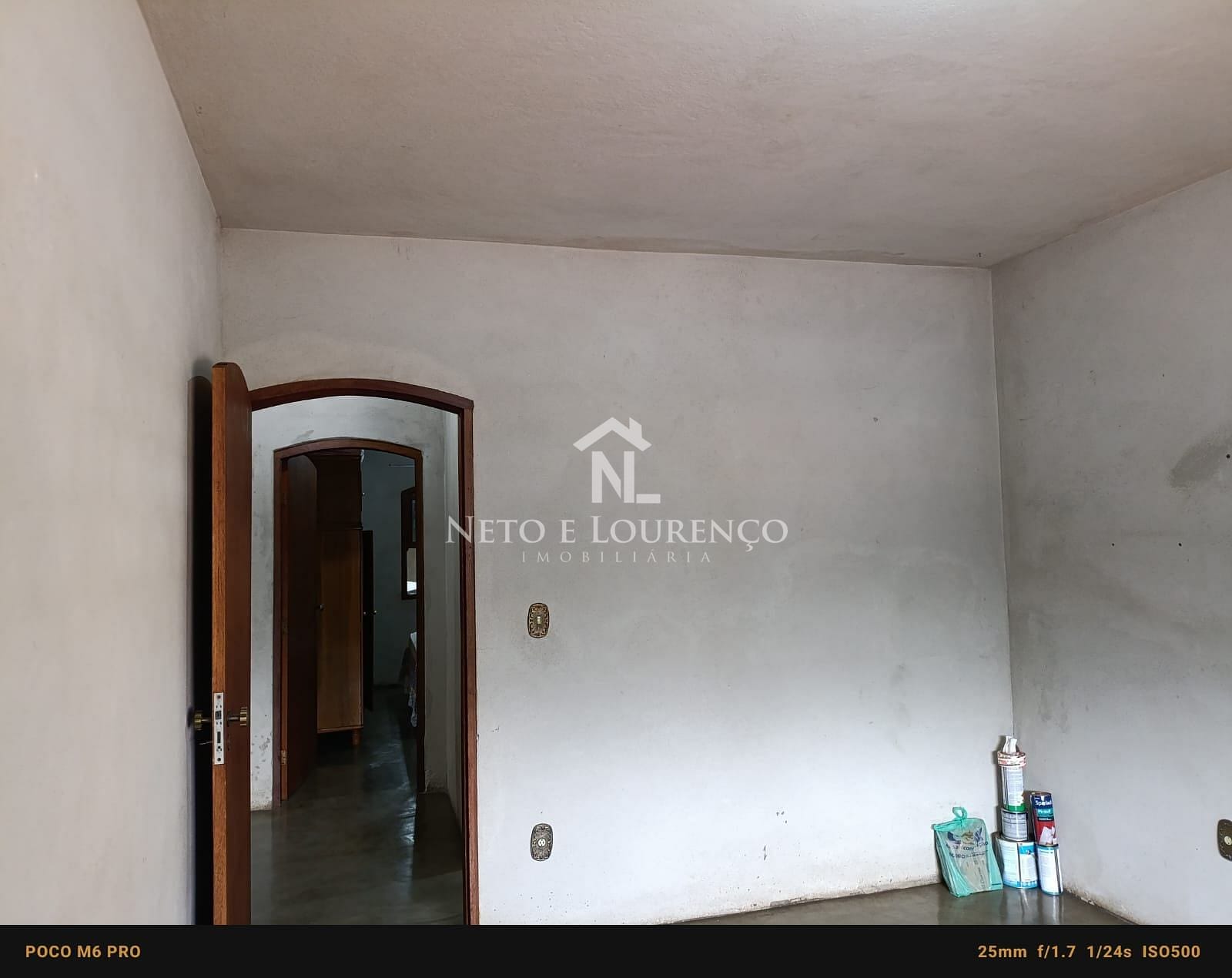 Casa à venda com 5 quartos, 258m² - Foto 30