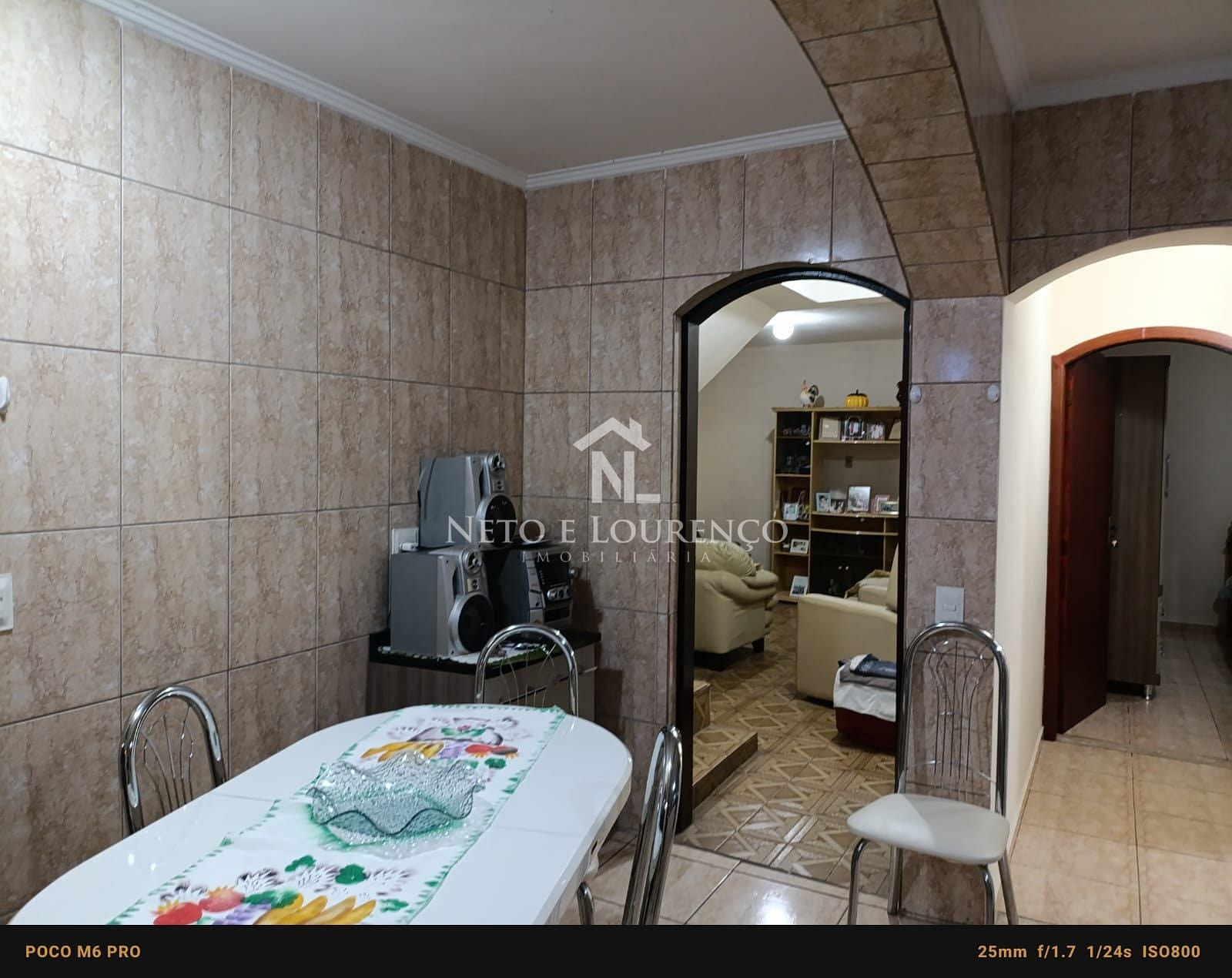 Casa à venda com 5 quartos, 258m² - Foto 8