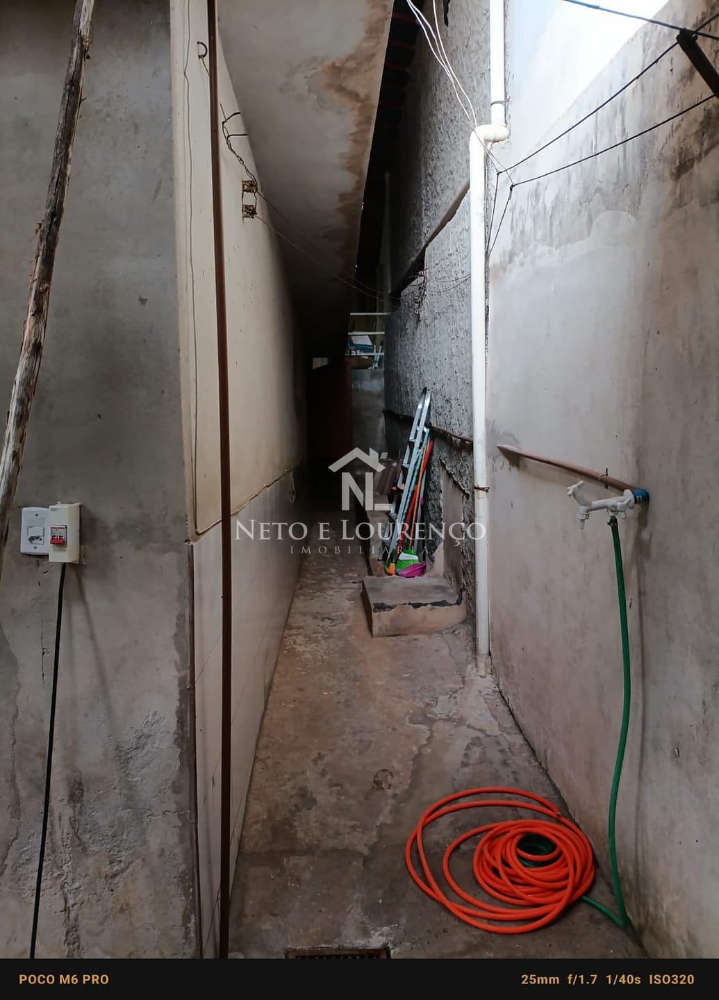 Casa à venda com 5 quartos, 258m² - Foto 14