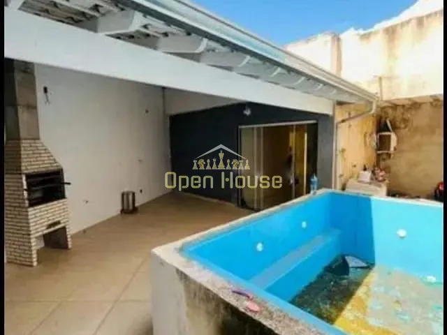Casa 1 quarto e 1 banheiro, à venda, no bairro Parque Do Contorno em Volta Redonda