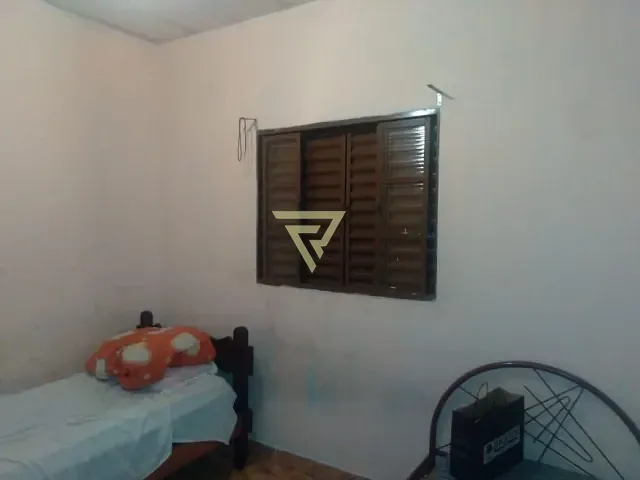 Casa com 160m² 2 quartos e 1 banheiro, à venda, no bairro Residencial Léo Gomes de Moraes em Ribeirão Preto