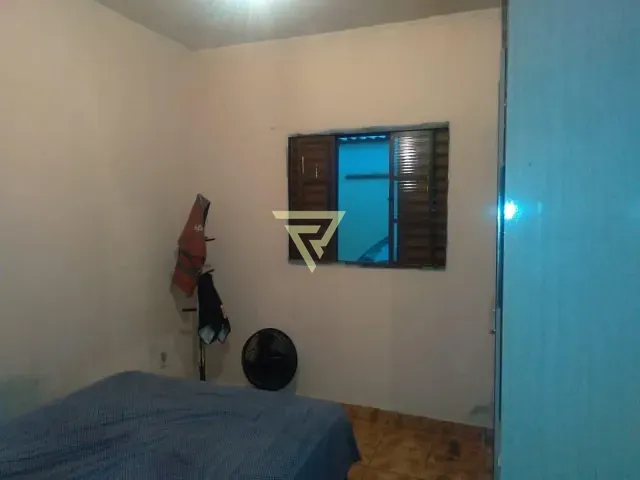 Casa com 160m² 2 quartos e 1 banheiro, à venda, no bairro Residencial Léo Gomes de Moraes em Ribeirão Preto
