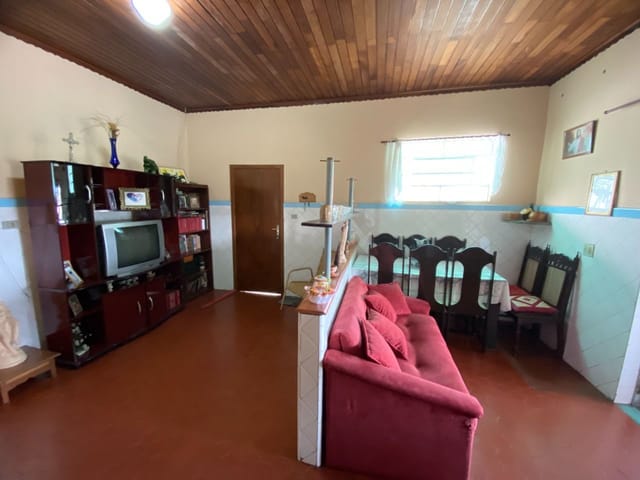 Casa com 320m² 2 quartos e 2 banheiros, à venda, no bairro Extrema em Extrema