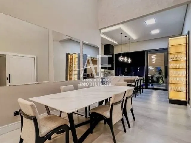 Casa com 345m² 3 quartos e 4 banheiros, à venda, no bairro Piracangaguá em Taubaté