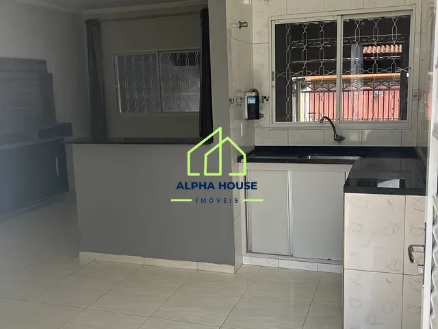 Casa 2 quartos e 2 banheiros, à venda, no bairro Residencial Estoril em Taubaté
