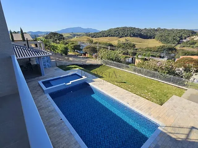 Casa com 1000m² 4 quartos e 6 banheiros, à venda, no bairro Riviera do Jaguari em Piracaia