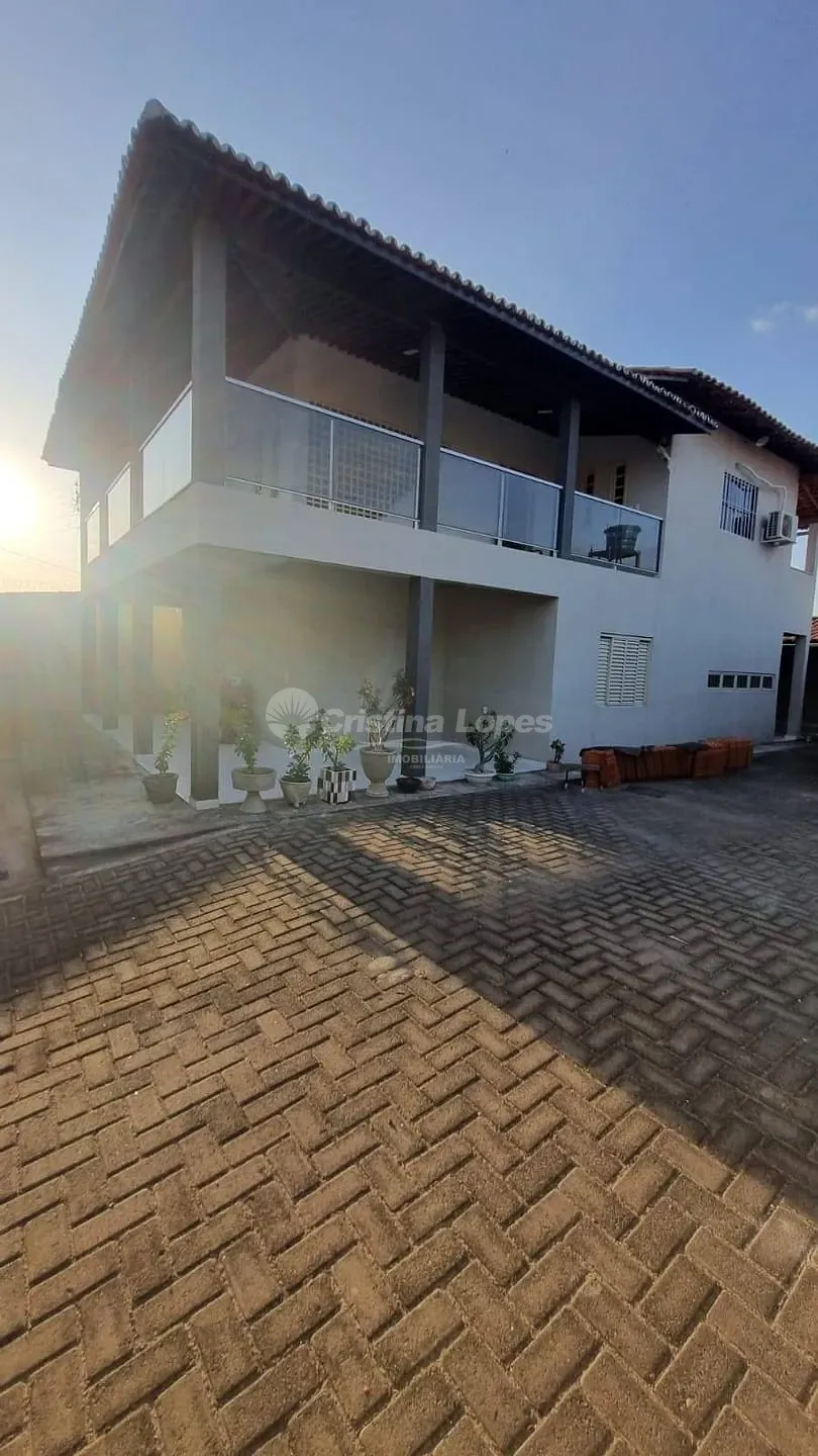 Casa, 4 quartos, 200 m² - Foto 1