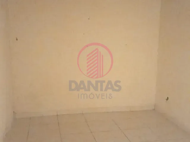Casa 2 quartos e 1 banheiro, para alugar, no bairro Bela Vista em Osasco
