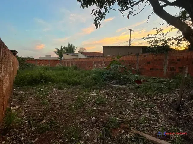 Terreno à venda, no bairro Jardim Capilé em Três Lagoas