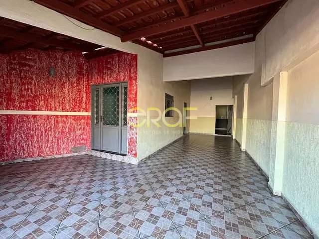 Casa 4 quartos e 2 banheiros, à venda, no bairro Vila Aurora em Formosa