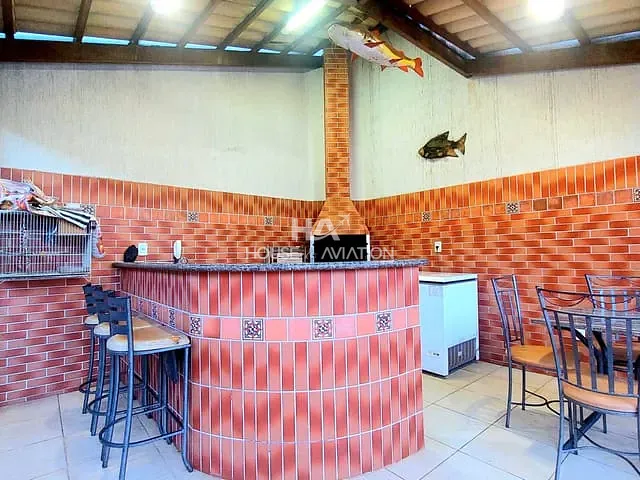 Casa com 420m² 3 quartos e 4 banheiros, à venda, no bairro Jardim Brasil em Goiânia